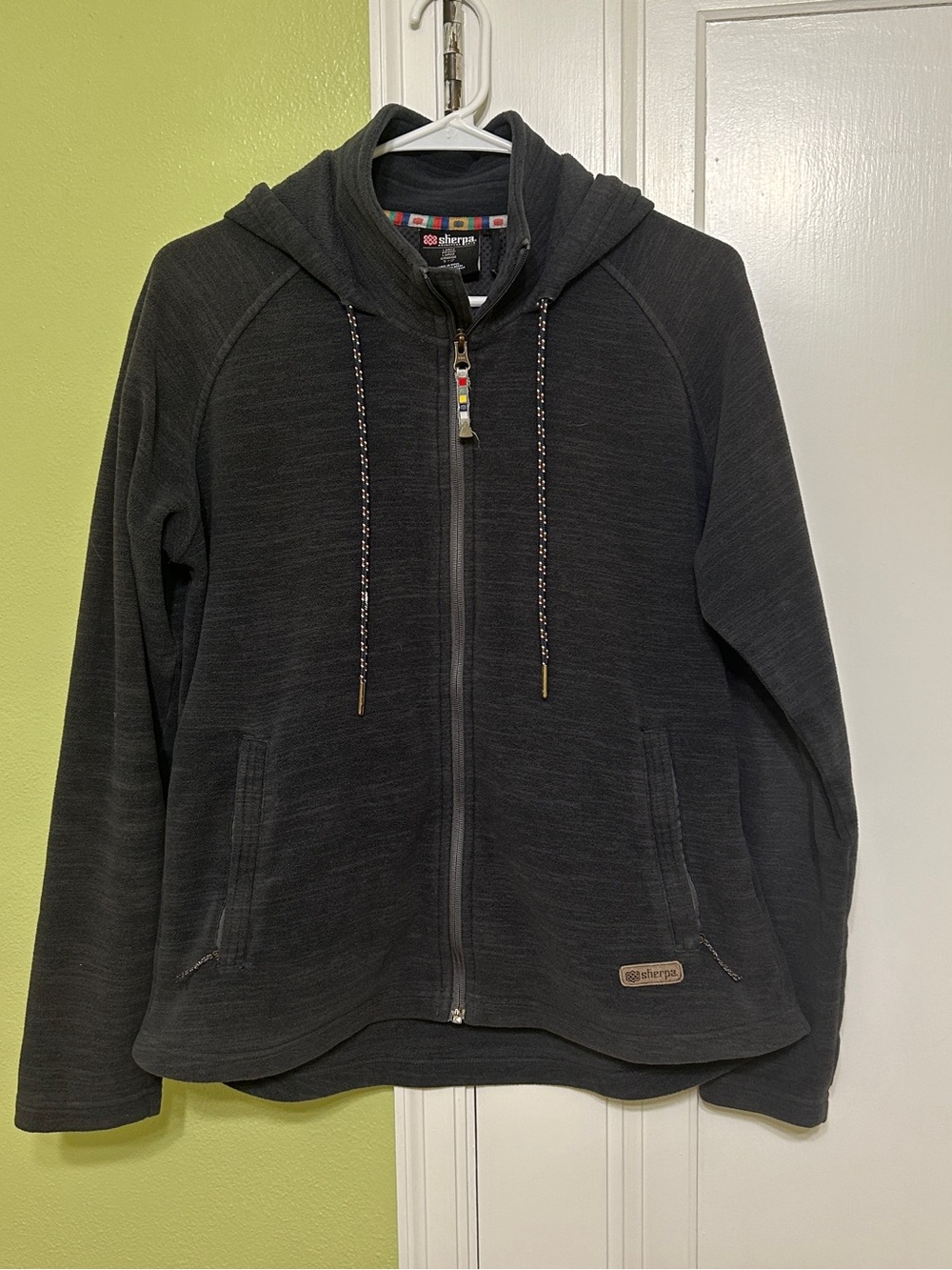 Sherpa Women's Gray Hooded Sweatshirt